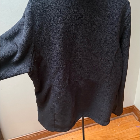 The North Face Women's Black Teddy Fleece Jacket - Picture 3 of 3